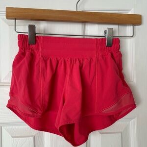 Lululemon Hotty Hot Low-Rise 2.5